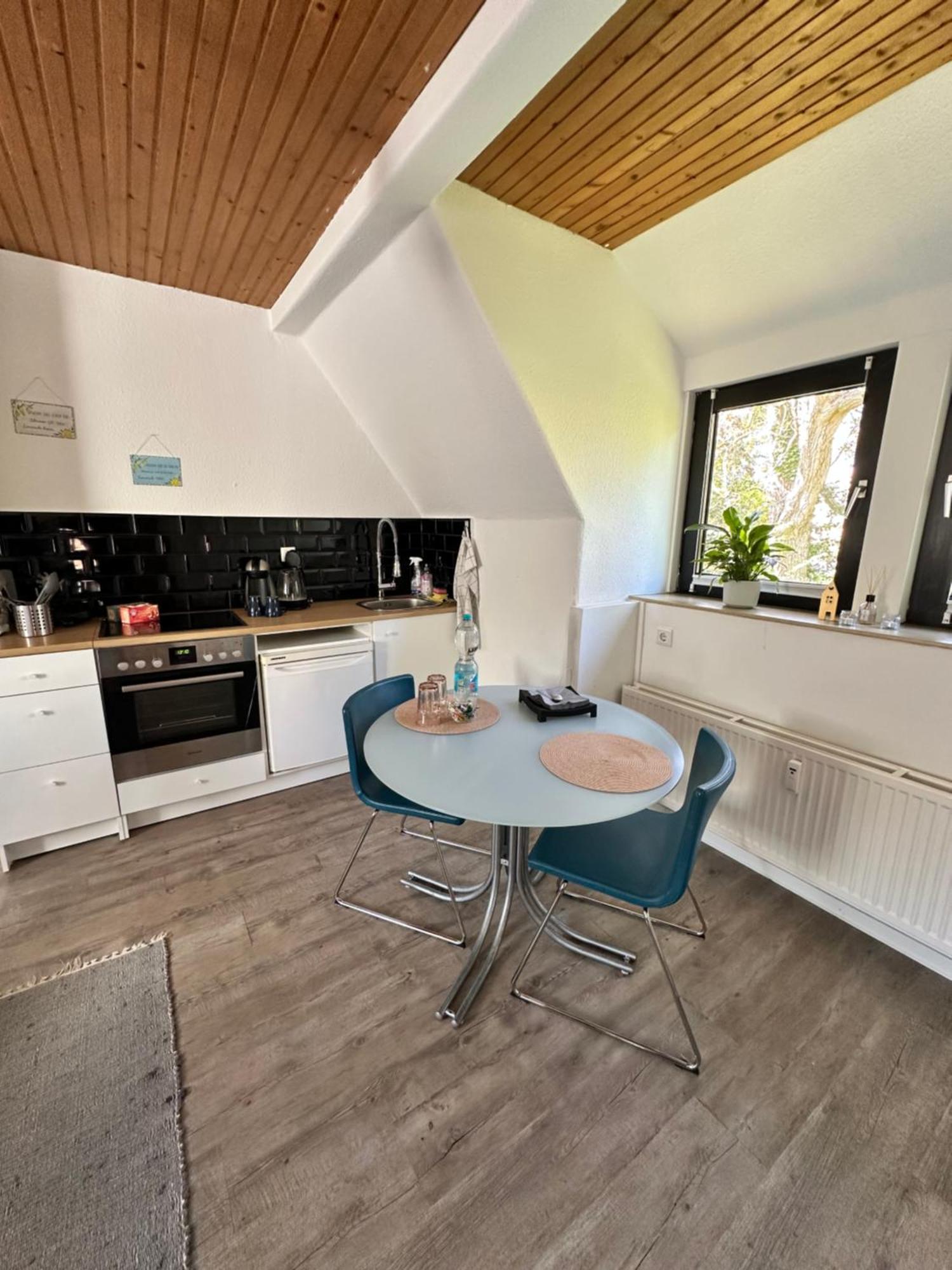 Idyllisches Zentrales Appartment - 24 H Check Inn フレンスブルク エクステリア 写真